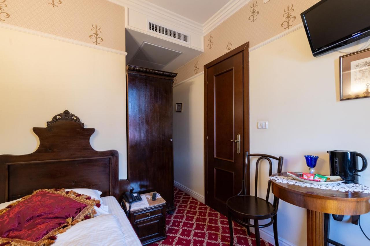 Casa Del Sole Boutique מלון